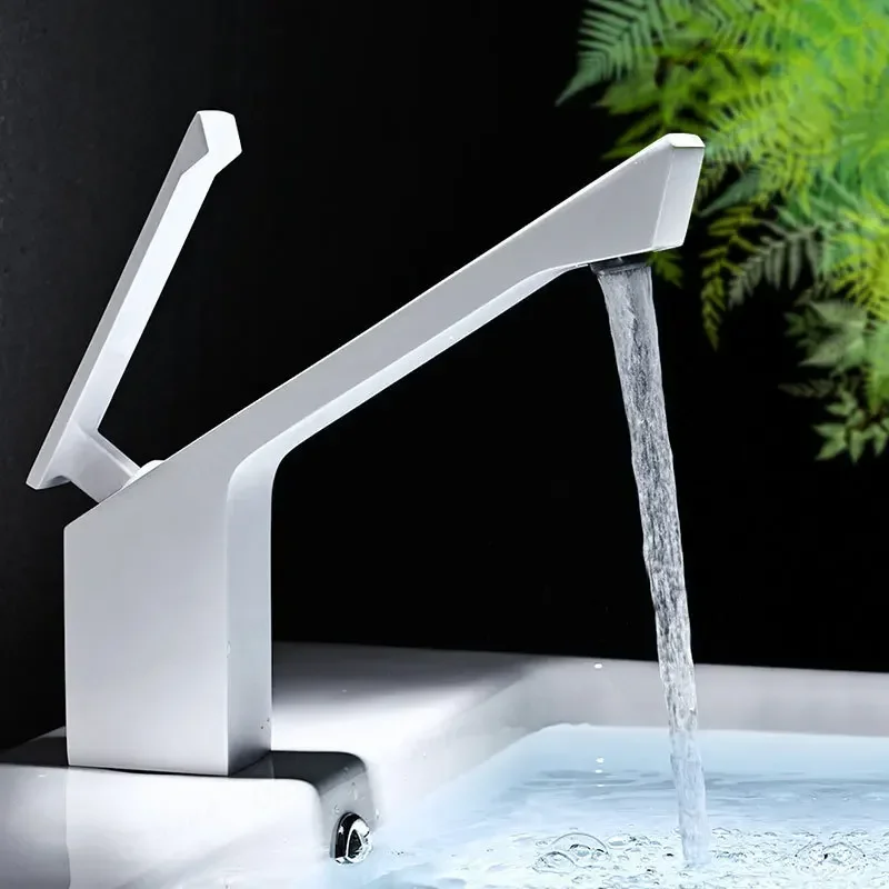 Gunmetal Gray Home Art Single Hole Faucet Hot And Cold Wash Basin Brass Creative Countertop Design for Kitchen Or Bathroom