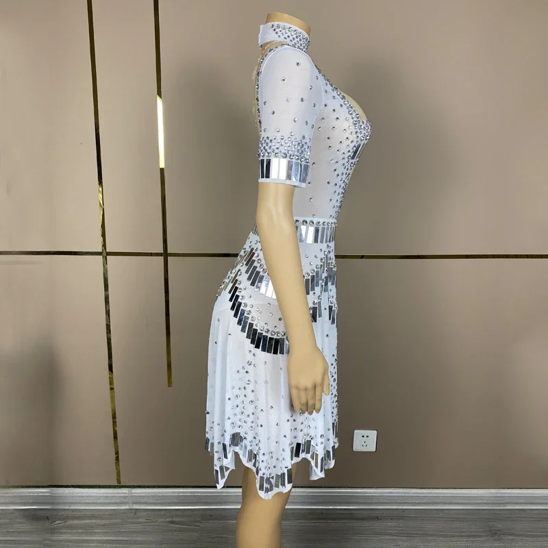 Abiti da sera da festa bianchi a maniche corte con paillettes e strass Abito da donna Festival Outfit Compleanno Festeggia il costume XS6958