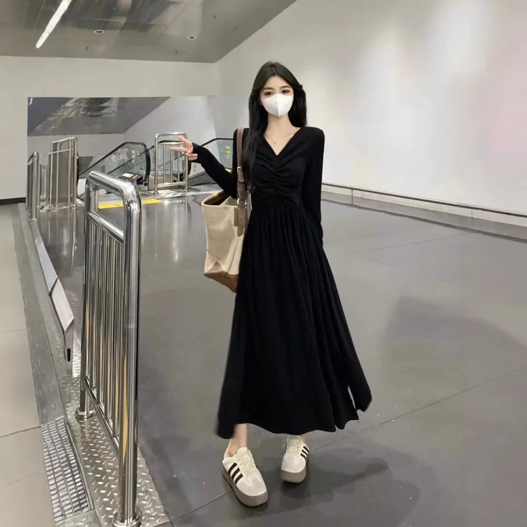أسود هيبورن نمط كم طويل فستان بفتحة عنق على شكل v المرأة موضة ربيع الخريف وصول جديد مصغرة فستان طويل شعور أنيق