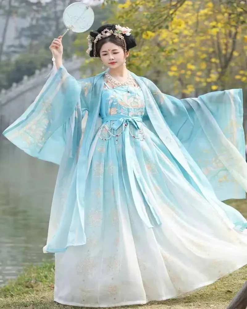 

Large Size 6XL Chinese Hanfu Dress Women Costume Ancient Embroidered Gradient Blue Red Hanfu Suitable For 125KG Ladies