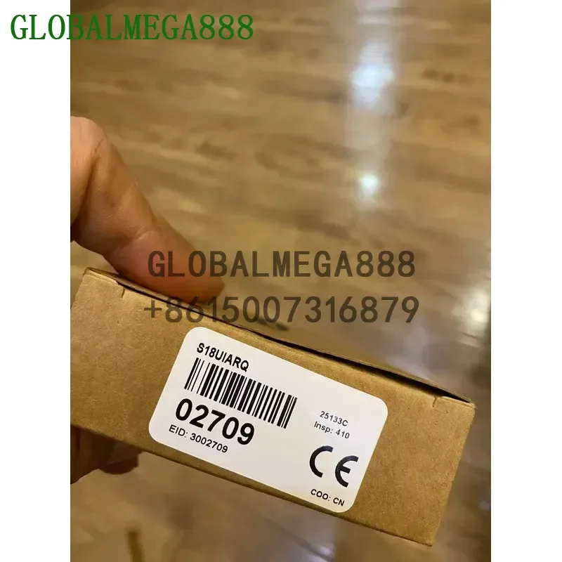 S18UiARQ, 18mm Ultrasonic Sensor, TEACH Programming Interface, Model 02709，Brand New Spot Goods, Large Inventory