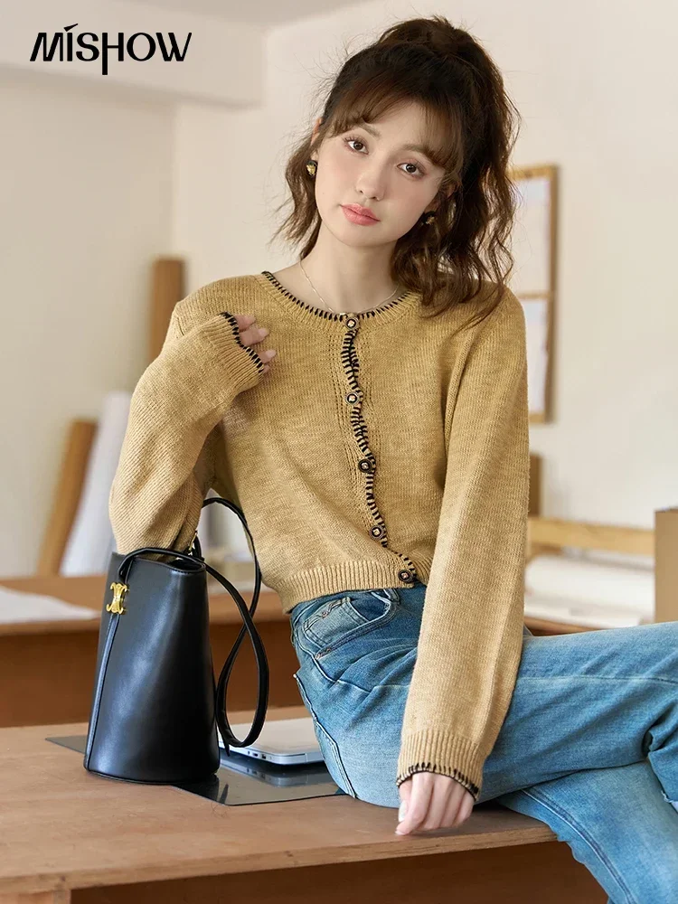 MISHOW Contrast Knitted Cardigan 2023 Autumn Korean Temperament Single Breasted O-Neck Light Khaki Tops Office Lady MXC41Z0098