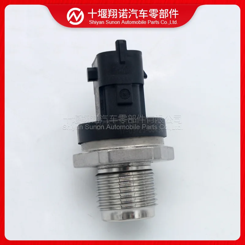 

Common rail pressure sensor for Cummins ISDE engine parts 0281006364 5260246 3974092