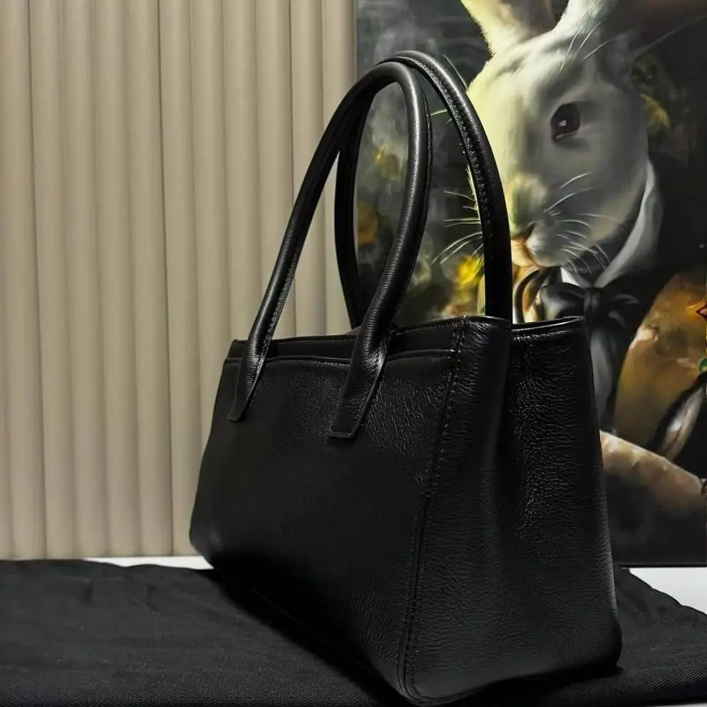 Black Leather Work Tote Bag, Ladies Large Capacity Shoulder Purse with Multiple Inner Pockets