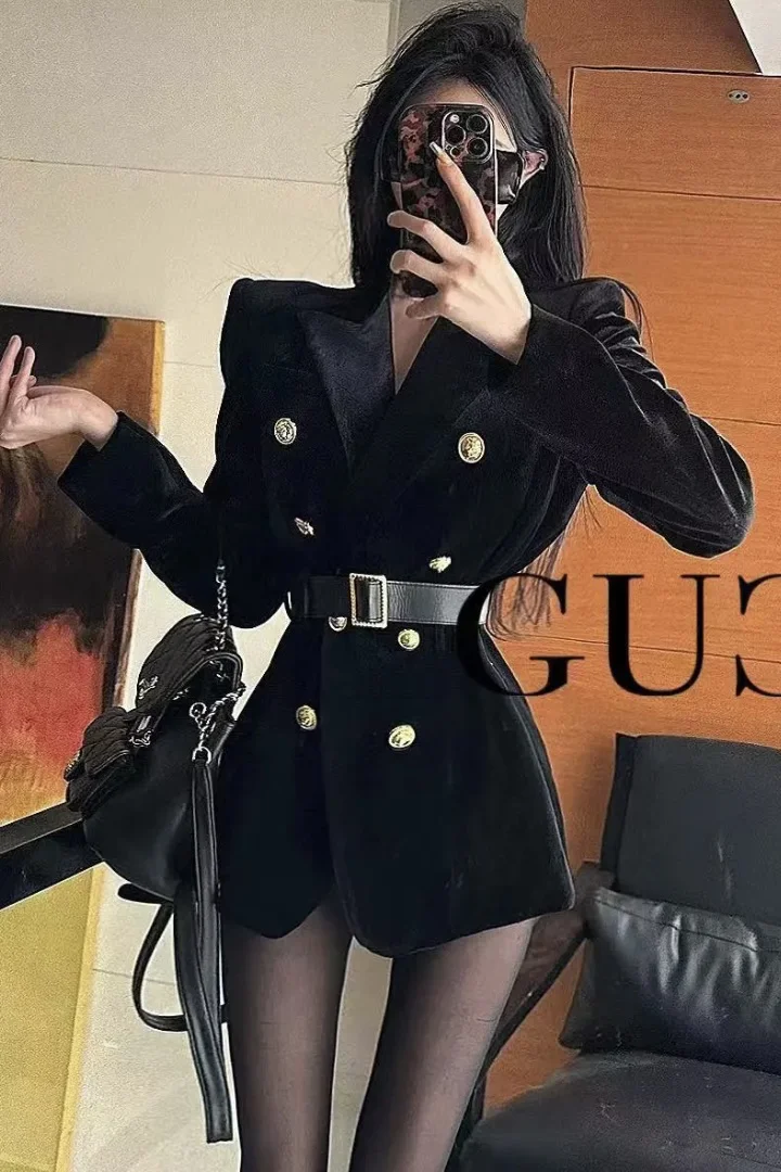 Light Mature Style Elegant Lady Hepburn Style Black Gold Velvet Long Sleeved Suit Dress