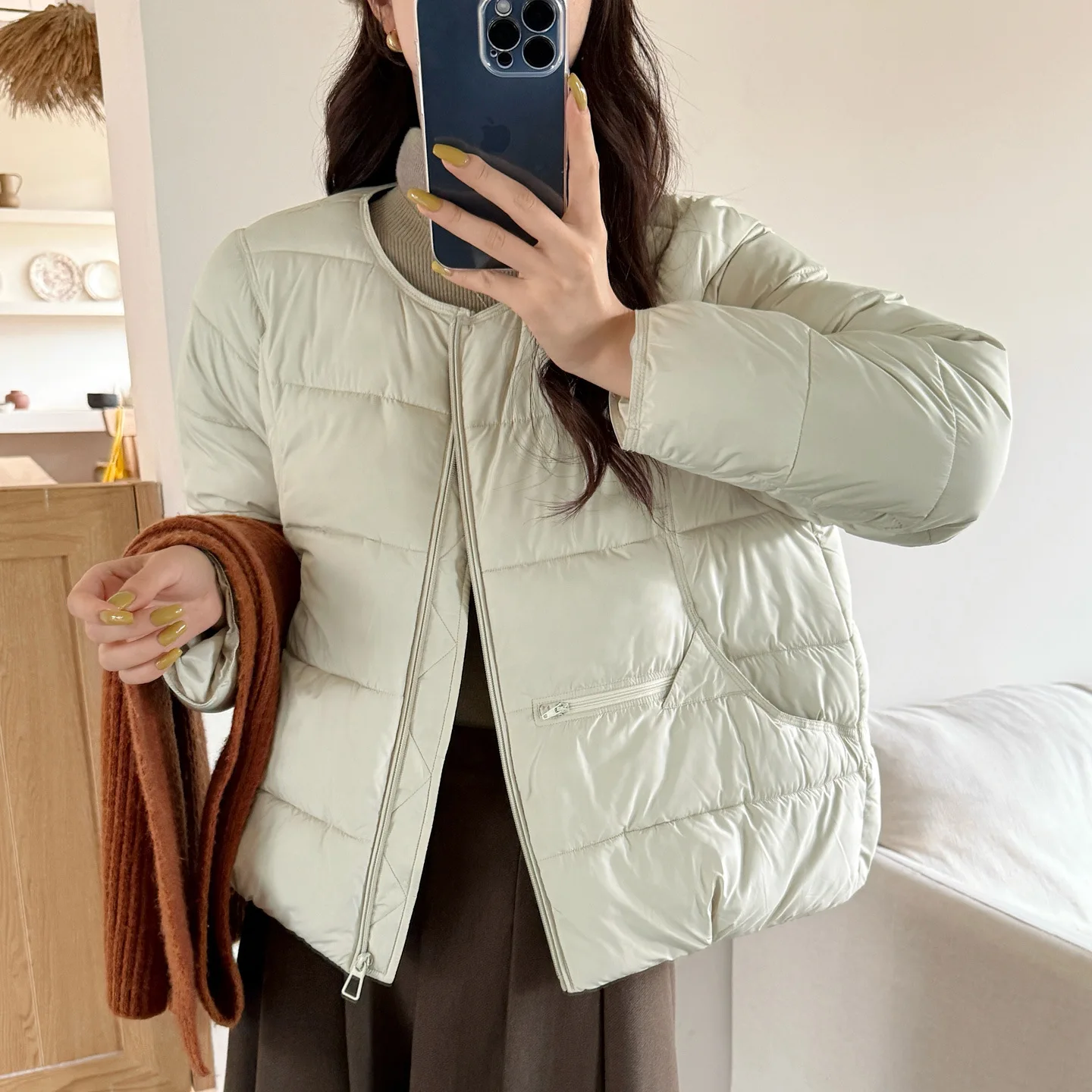 

Down and Cotton Jacket Women's Winter New Fashionable Round Neck Loose Small Fragrance Style Warm and Lightweight Short Jacket