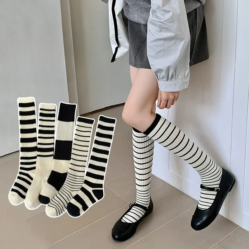 

New Women Stockings Japanese Style Striped School Girls Long Socks Stockings Women Autumn Winter Cotton Knitting Knee Socks