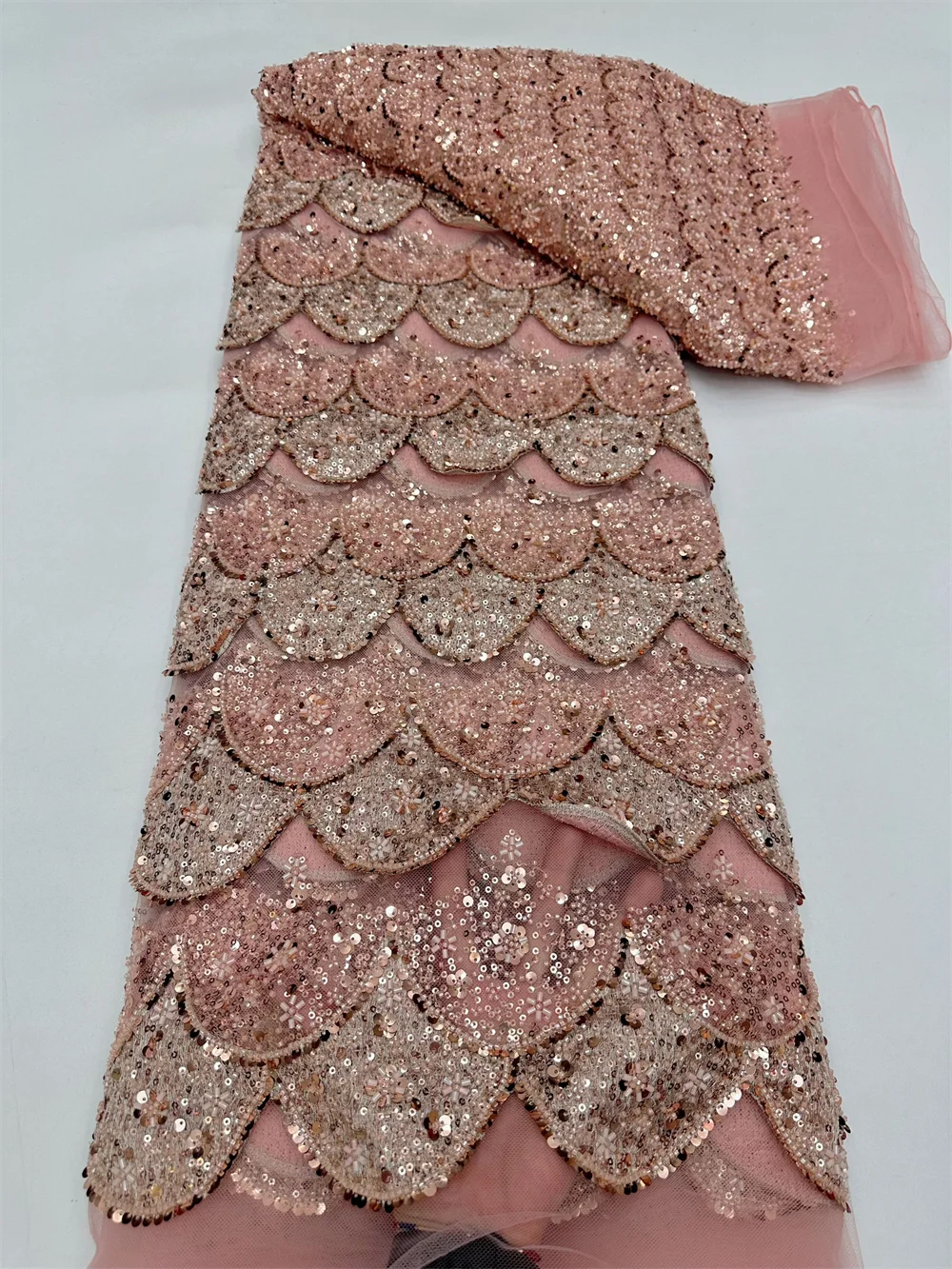 

Nigerian High Quality Luxury Sequins Embroidery Lace Fabric French Handmade Tulle Beaded Lace Fabric For Women Wedding Dresses