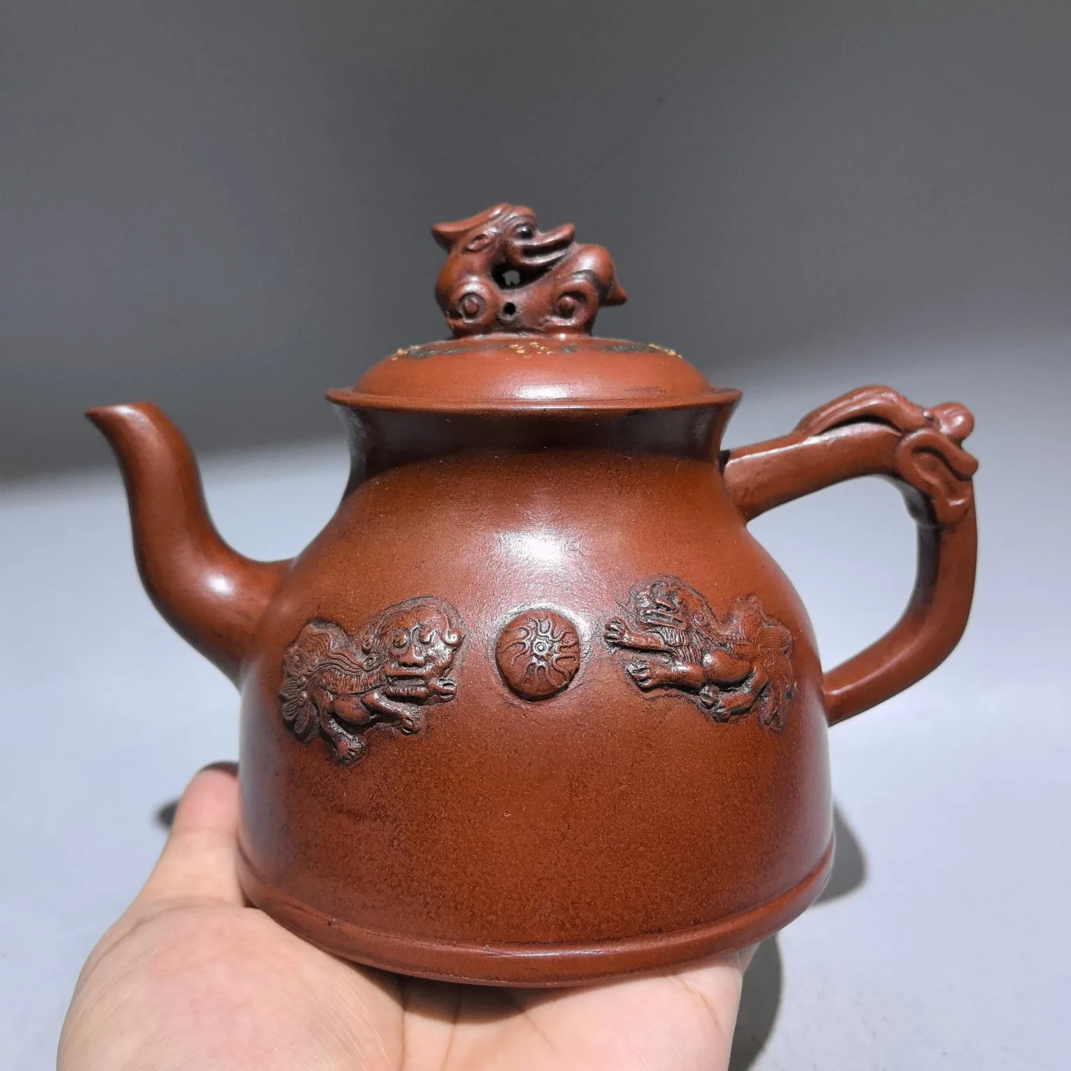 

7"Chinese Yixing Purple Clay Pot Double Lion Statue Kettle Teapot Flagon Gather fortune Ornaments Town house Exorcism