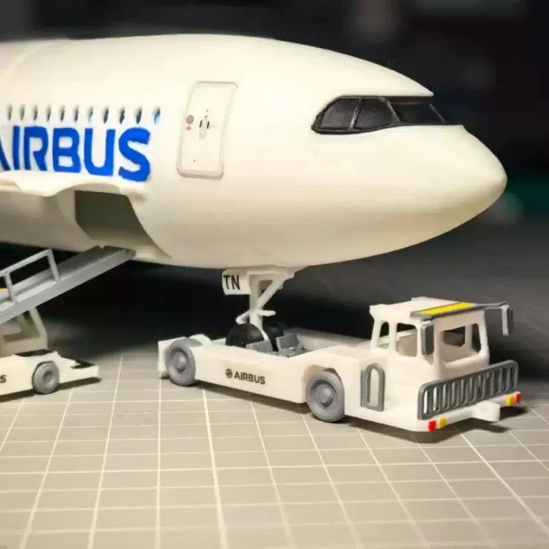 [Assembly Model] Civil Aviation Airport Conveyor Car, Airport Tractor Model, Assembly Model