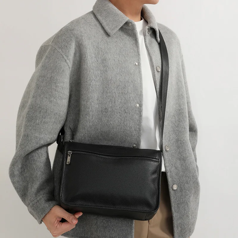 Men's casual genuine leather single-shoulder bag, simple business crossbody bag, waterproof commuting small square bag