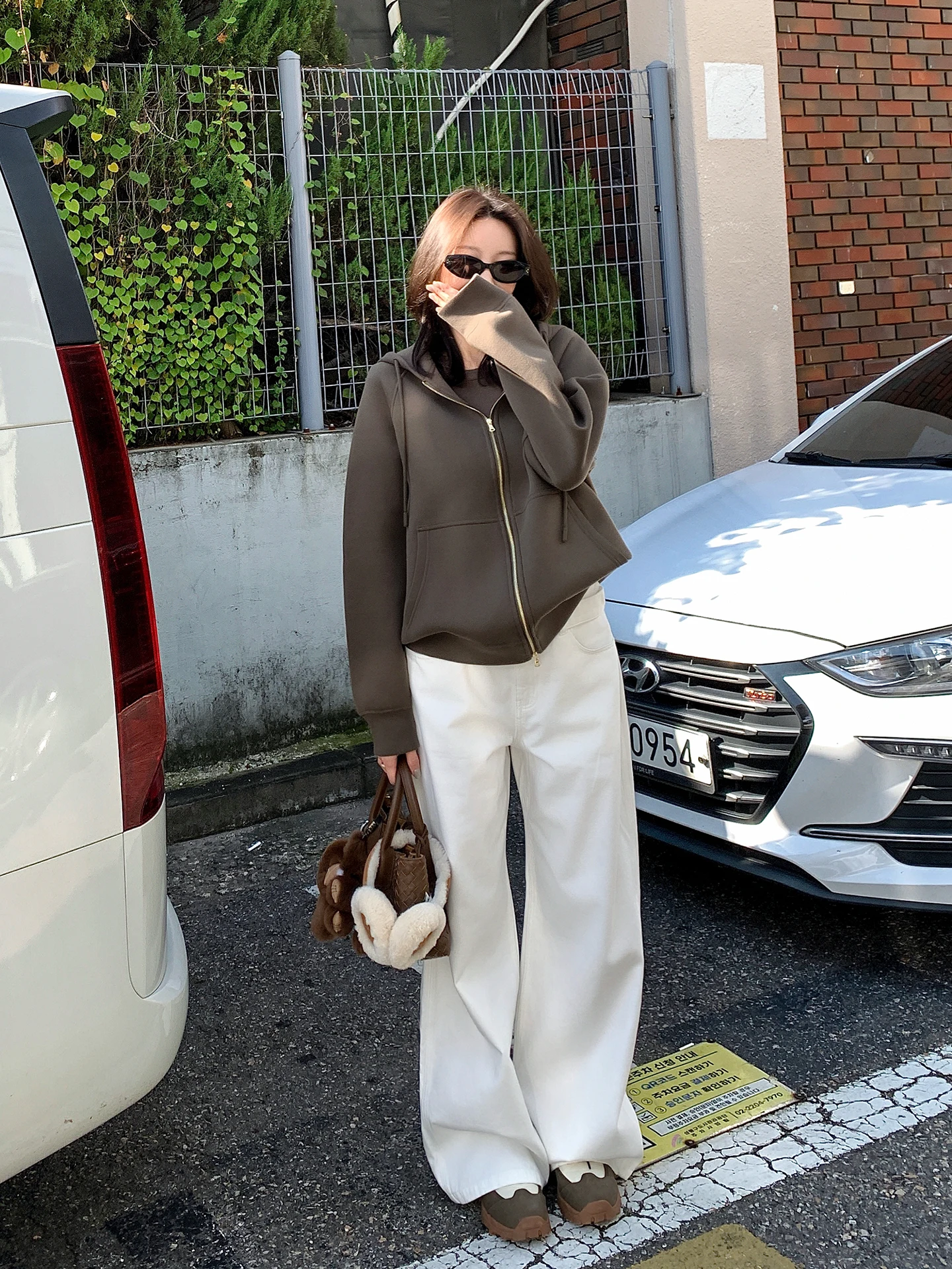 

Джинсы женские LIYSENIOR, свободного кроя, с поясом, три цвета на выбор, с высокой талией, из эластичного денима, осенне-зимняя модная коллекция