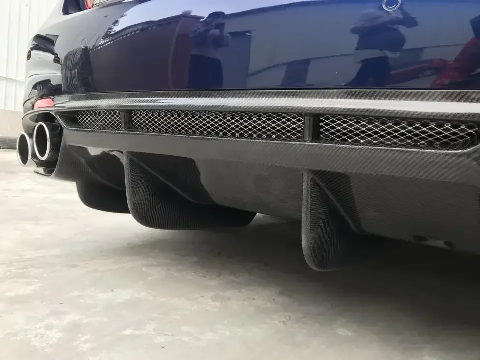 for Alfa Romeo Giulia 2017 - 2020 Carbon Fiber Car Rear Bumper Lip Diffuser Base  Quadrifoglio Model