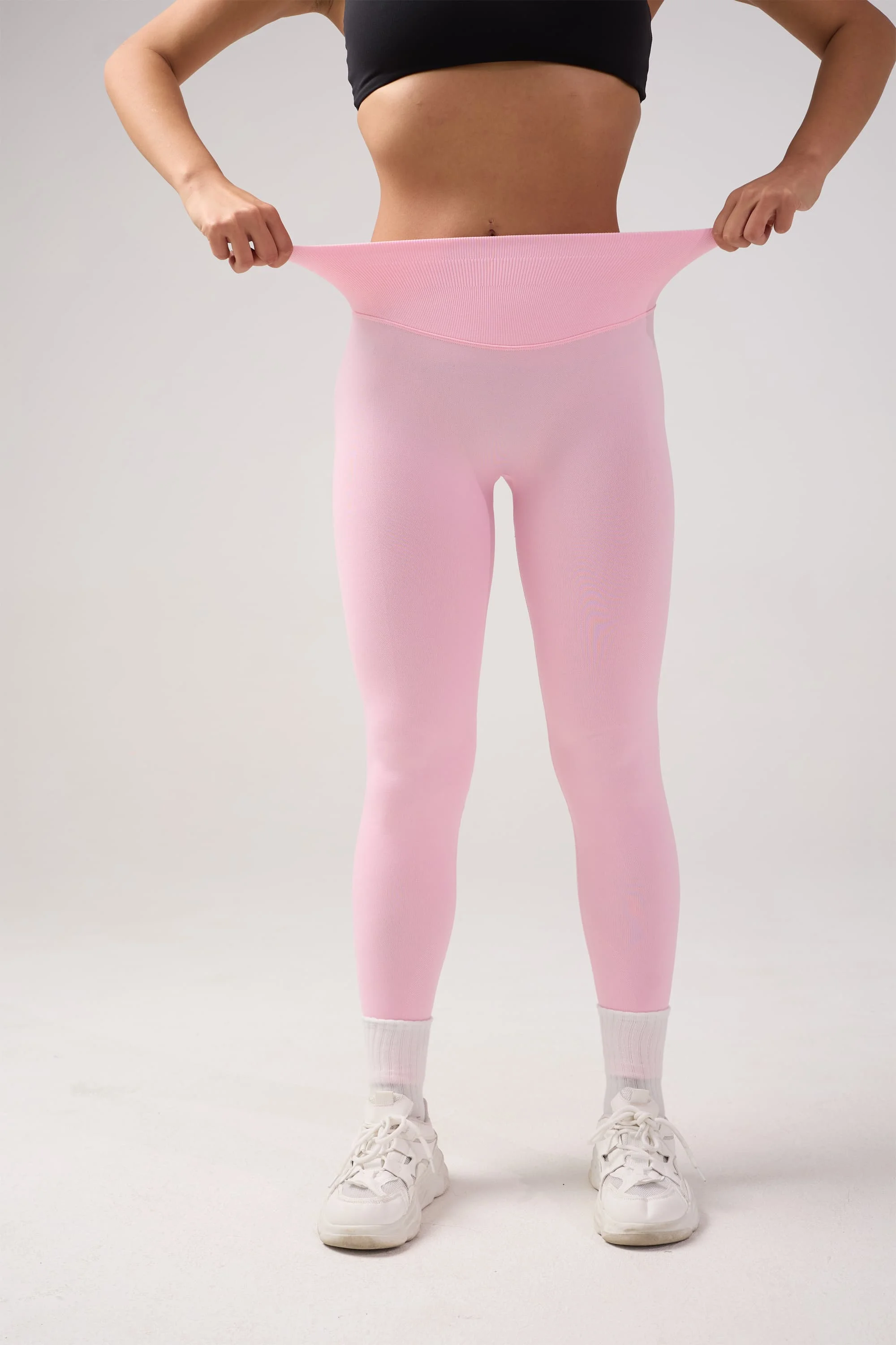 

Ladies Yoga Suit Women Seamles Naked Yoga Pants Outdoor Wear Tight Waist Lifting Hip Sports Fitness Pants Pockets Autumn Women