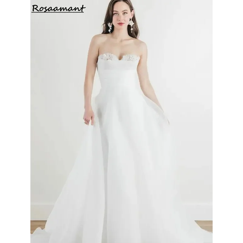 

Organza Spaghetti Straps Wedding Dress A-Line Sleeveless Appliques Lace Bridal Gowns