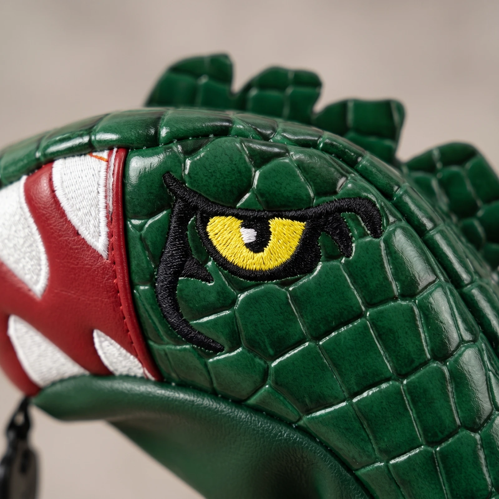 4 Pieces Dinosaur Golf Headcover Shielded Golf Club Head Cover Dinosaur Head Cover Long-Lasting Waterproof for Golfers