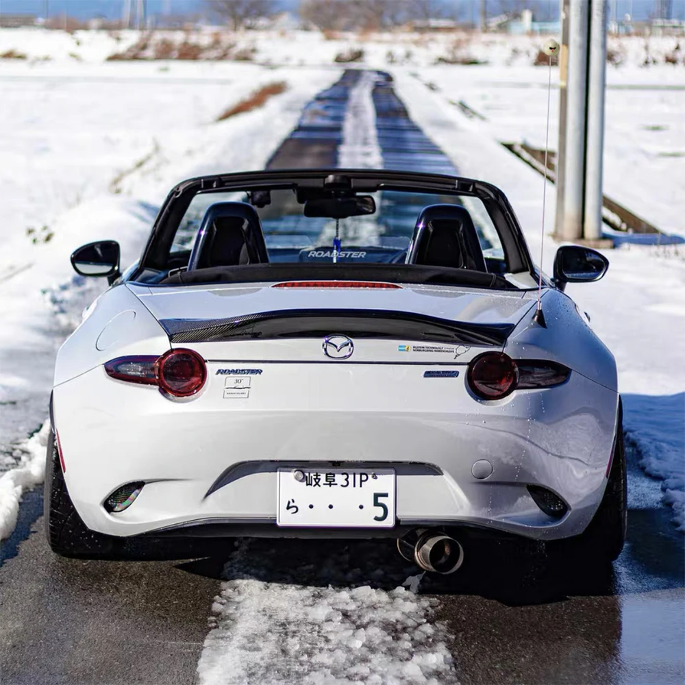 

Car rear trunk spoiler for Mazda MX5 carbon fiber rear spoiler rear wing racing trim exterior accessories 2009-2023