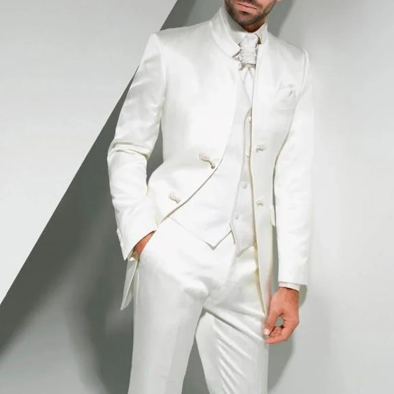 Trajes de túnica larga blanca Vintage para hombre, esmoquin de boda para novio con cuello levantado, conjunto de traje de moda para hombre de 3 piezas, chaqueta, chaleco y pantalones