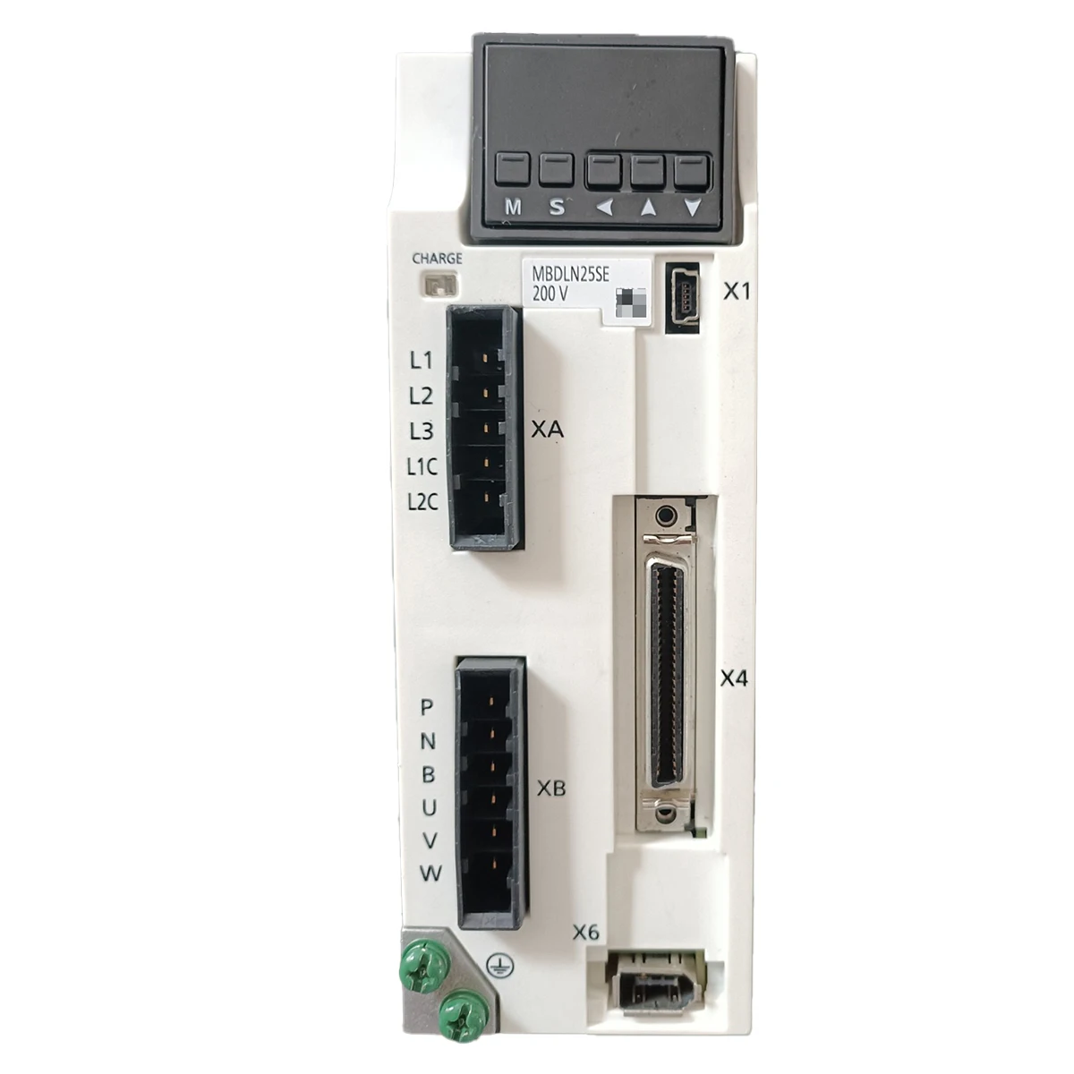 

Абсолютно новый и 100% оригинальный сервопривод MBDLN25SEMINAS A6S AC