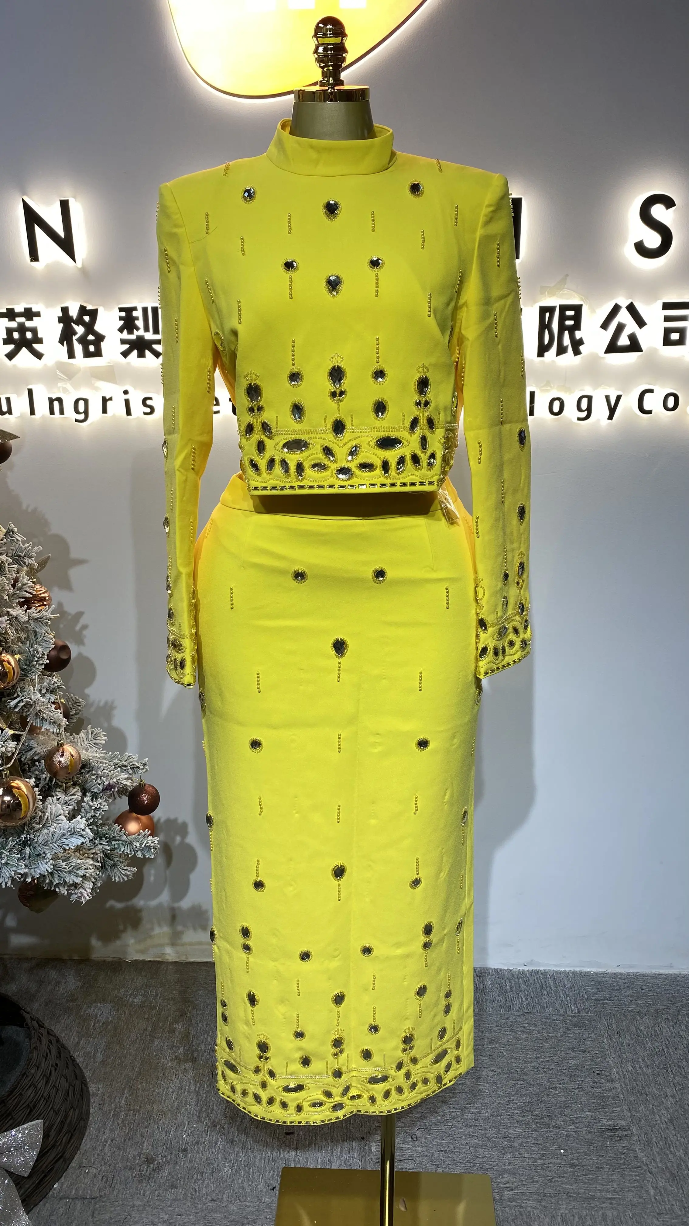 Fashionable and casual stand-up collar diamond long-sleeved dress women's solid suit-GZXX291