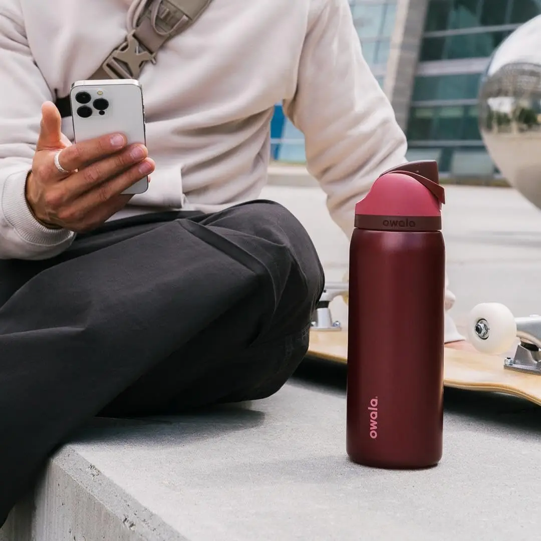 Owala Insulated Stainless Steel Water Bottle with Straw, BPA-Free Sports Water Bottle, Great for Travel, 32Oz, Black Cherry