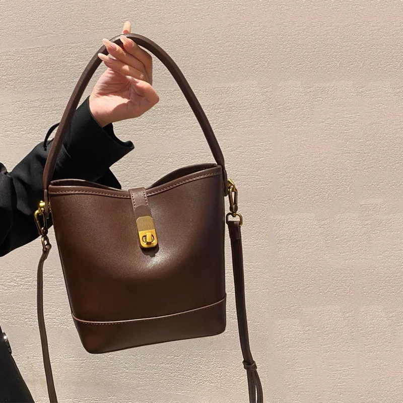 

Women's Leather Shoulder Bags Ladies Fashion Versatile Designer Luxury Crossbody Bag Female Bucket Handbags for lady