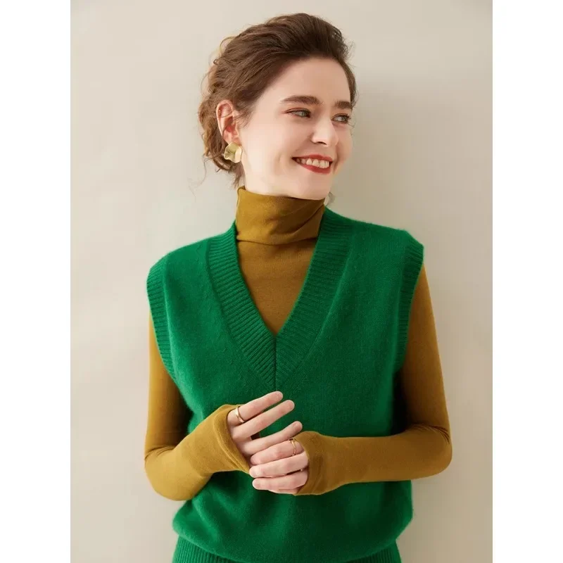 Fashion V-neck Cashmere Vest Women's Thickened Cashmere Sleeveless Sweater Vest Loose Backing Vest