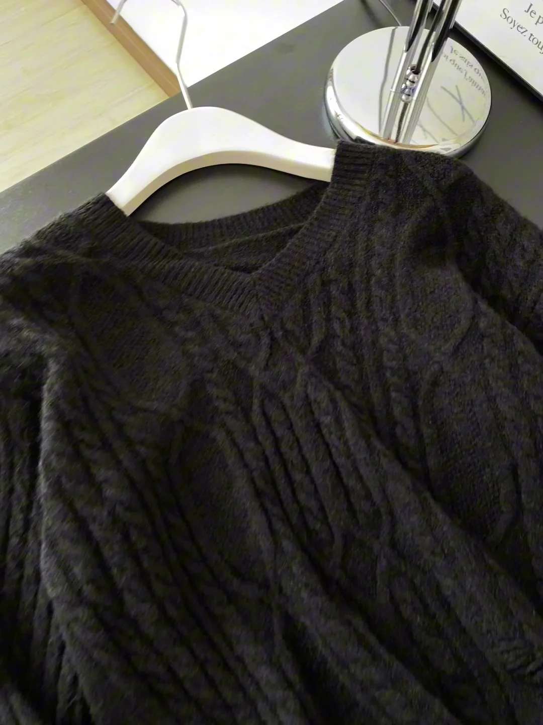 Bla Knitted Long Sve Twist Sweater Women's Autumn Winter Gentle Inner Wear Base Layer Hole Punch Top Lazy Sle