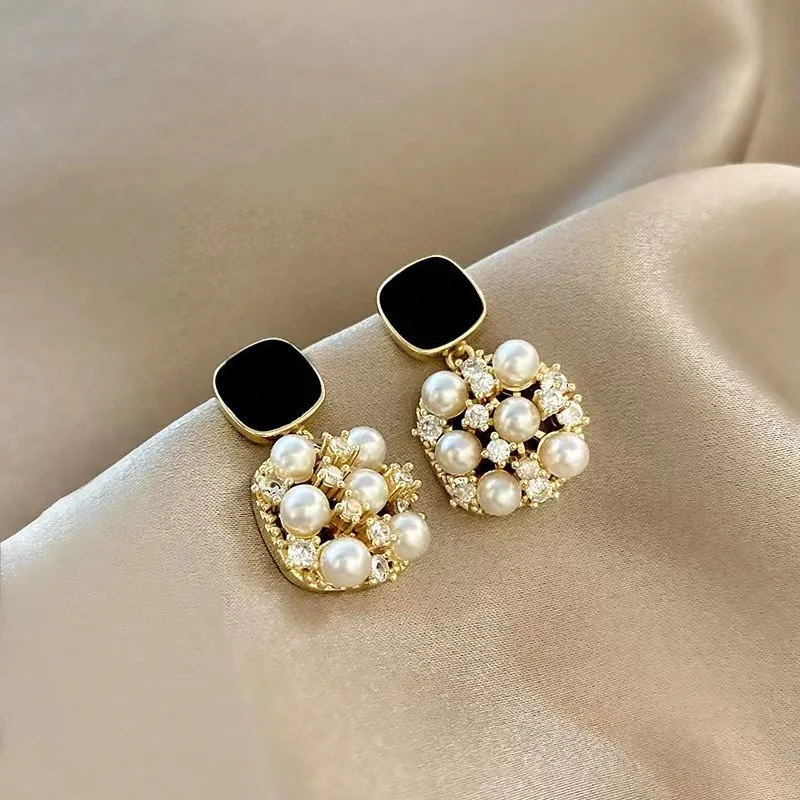 Luxury Shiny Micro Set Zircon Gold Color Square Metal Pearl Pendant Earrings 2023 New Jewelry Party Women's Fashion Accessories