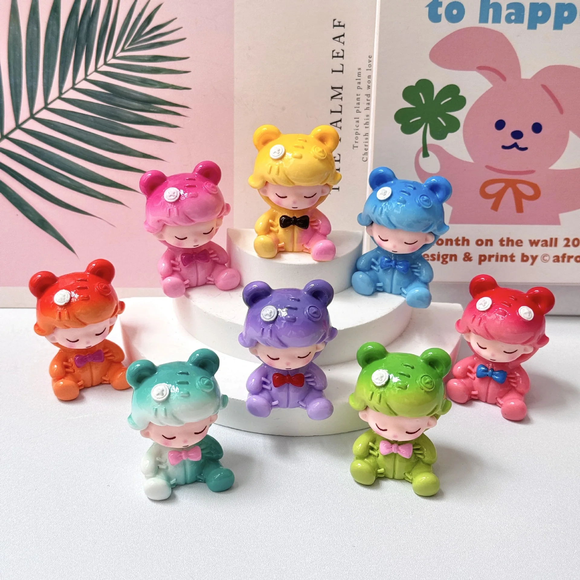 

Colorful sitting bear Moe. Resin cartoon DIY decorative accessories figurine creative three-dimensional cute decorative item