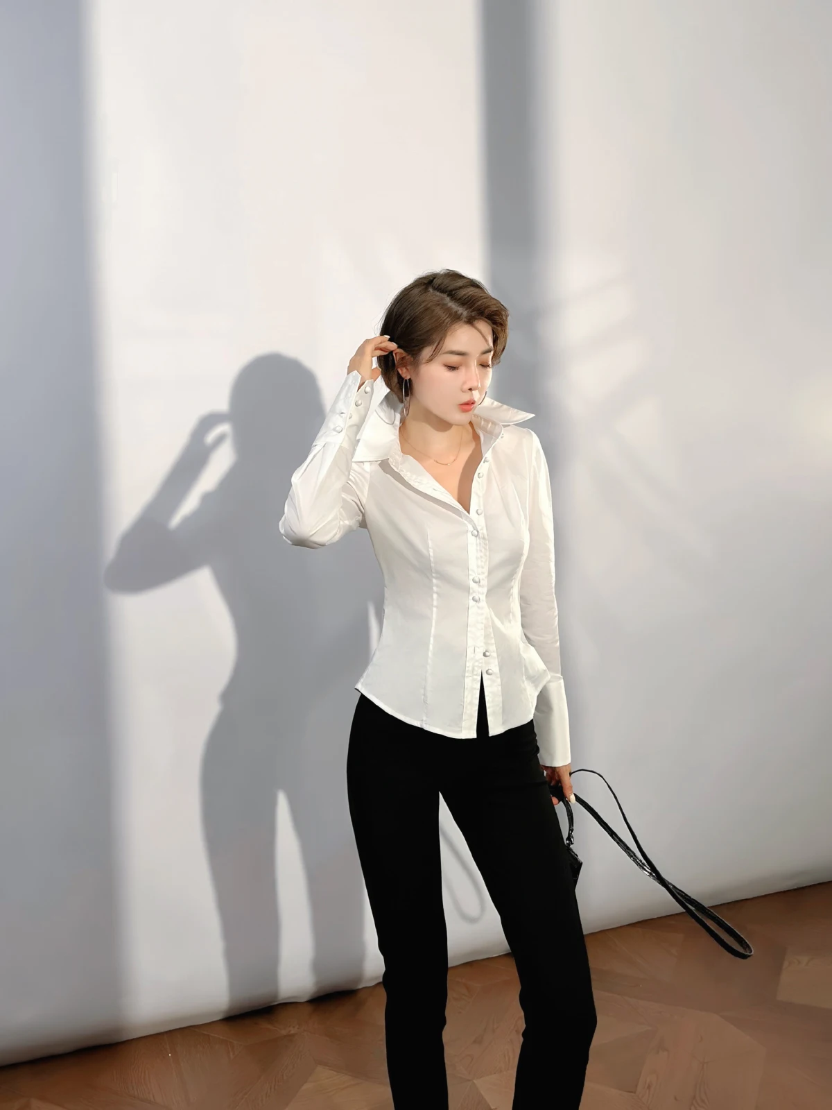 

XULU Original Breathable Cotton Long Sleeve White Collar Slim Fit Waist Cinched Shirt Versatile Fashionable Commute Top