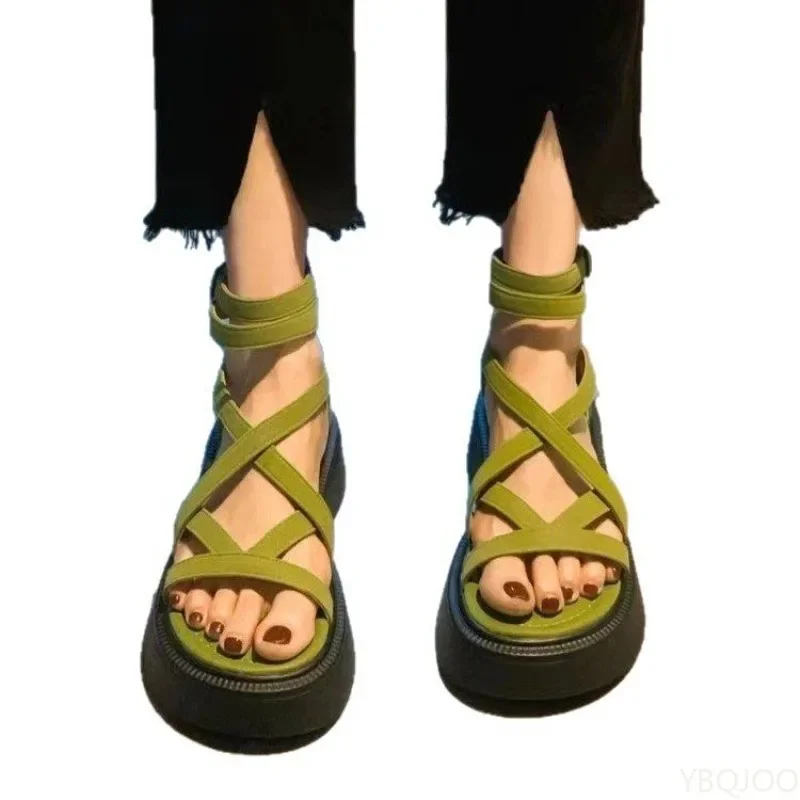 Fashionable Thick Bottom Sponge Cake Bottom Sandals for Women's Summer Style Versatile Hollow Cross Fine Strap Zipper Sandals