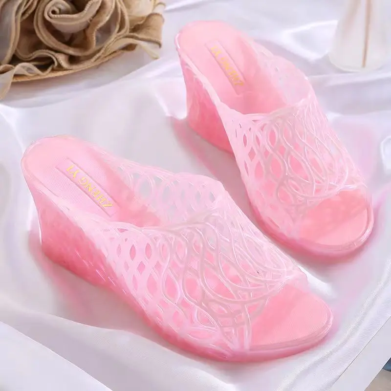 New Women\'s Summer One Word Hollow Out Casual Slipper Soft Sole Non Slip Wedges Outdoor Slipper Home Slippers Bathroom Slippersi