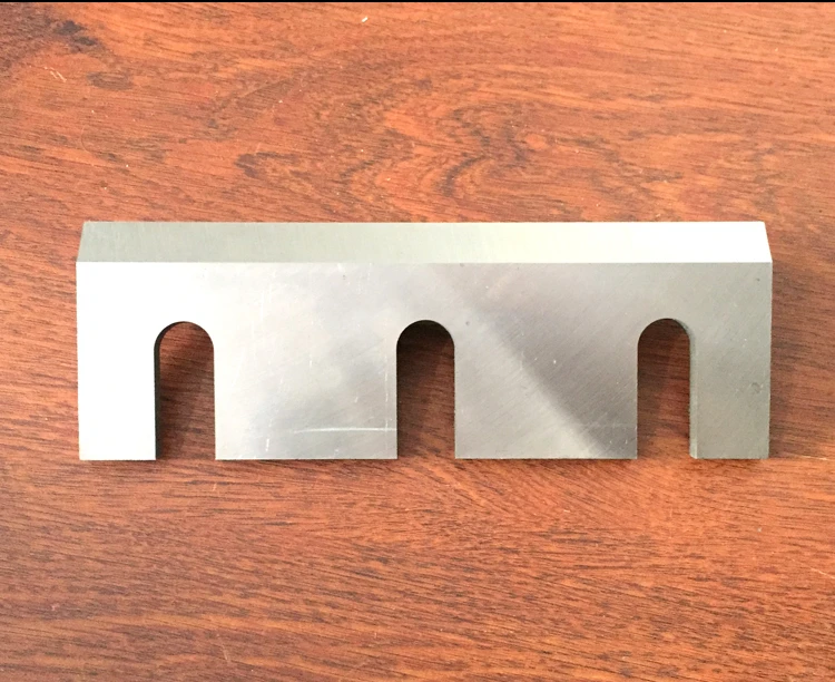 1pcs Plastic Waste Material Shredder Machine Blades Double Shaft Crusher Inserts Wood Peeling Blade Planer Knives Chipper Blades