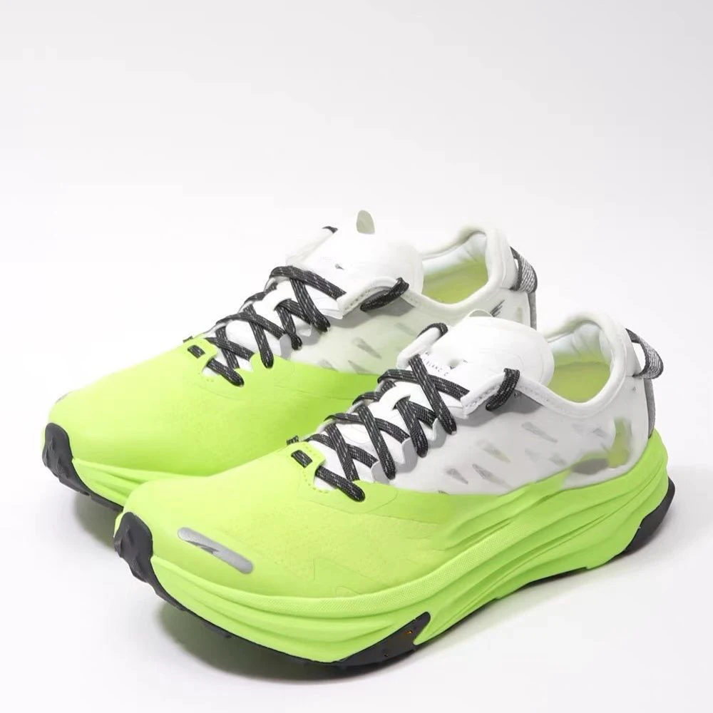 New Summer 2025 Hot Sale Unisex Comfortable Lightweight Breathable Running Shoes Sneakers Fitness Casual Shoes Very Good