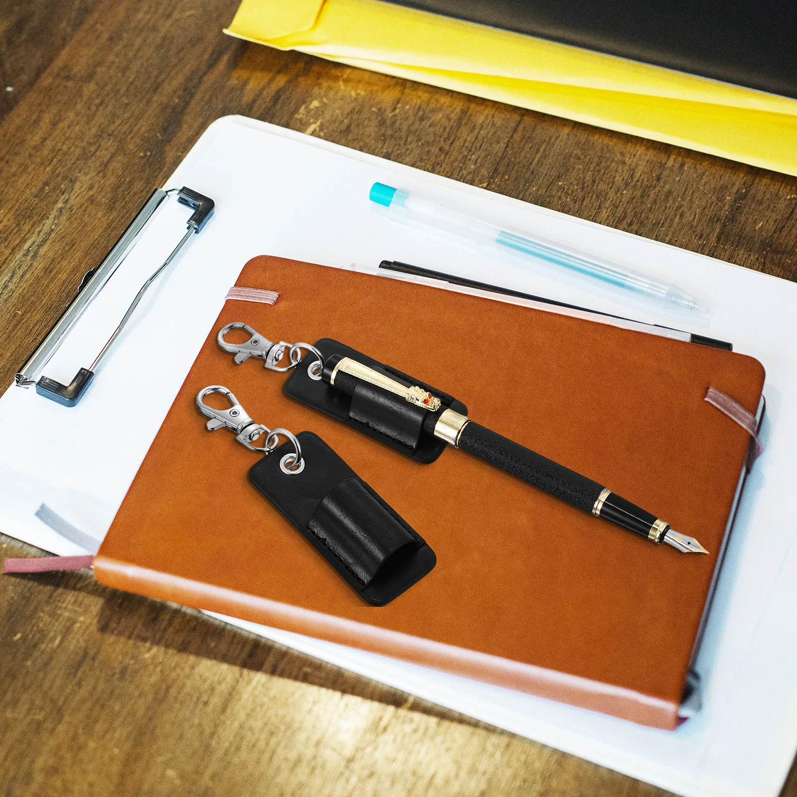 4 Buah Tempat Pena Lanyard Pelindung Saku PU untuk Pena Spidol Pensil Organizer Tempat Pena untuk Kantong Saku Lanyard