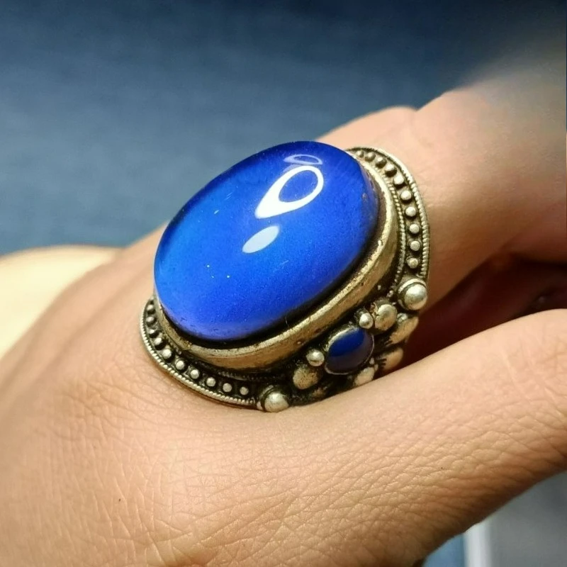 Vintage Collectible Color Changing Stone Ring, Antique Old Gem Thumb Ring