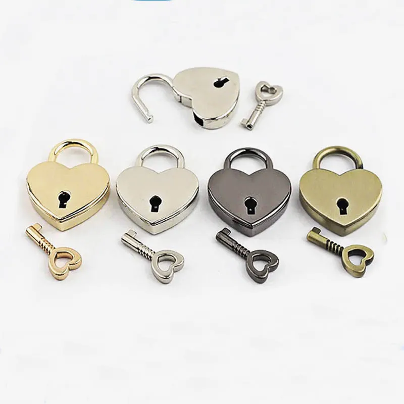 Heart Shape Vintage Metal Mini Padlock Bag Suitcase Luggage Box Key Lock With Key