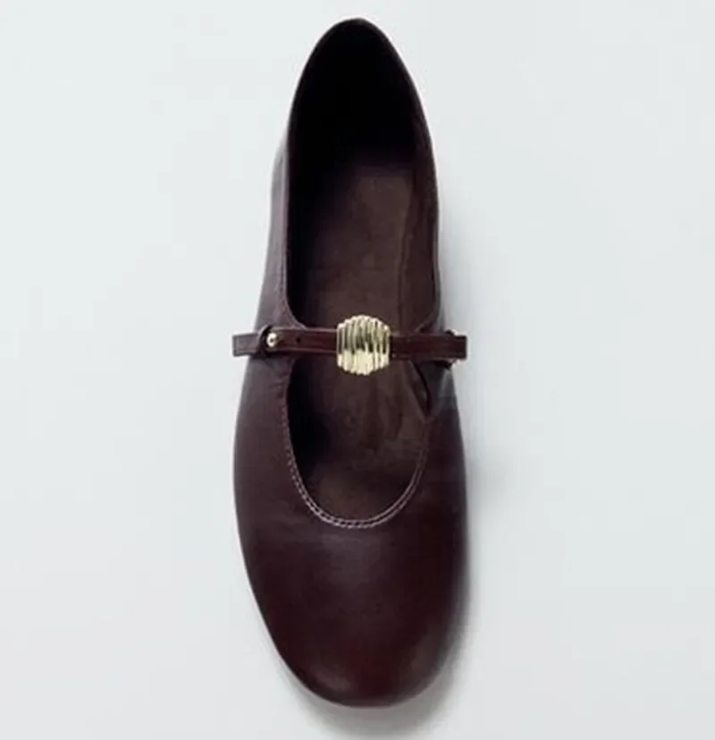 

Deluxe Metal Decoration Soft Leather PU Ballet Flats Women Light Comfortable Mary Jane Shoes for Women Designer Ballet Sneakers