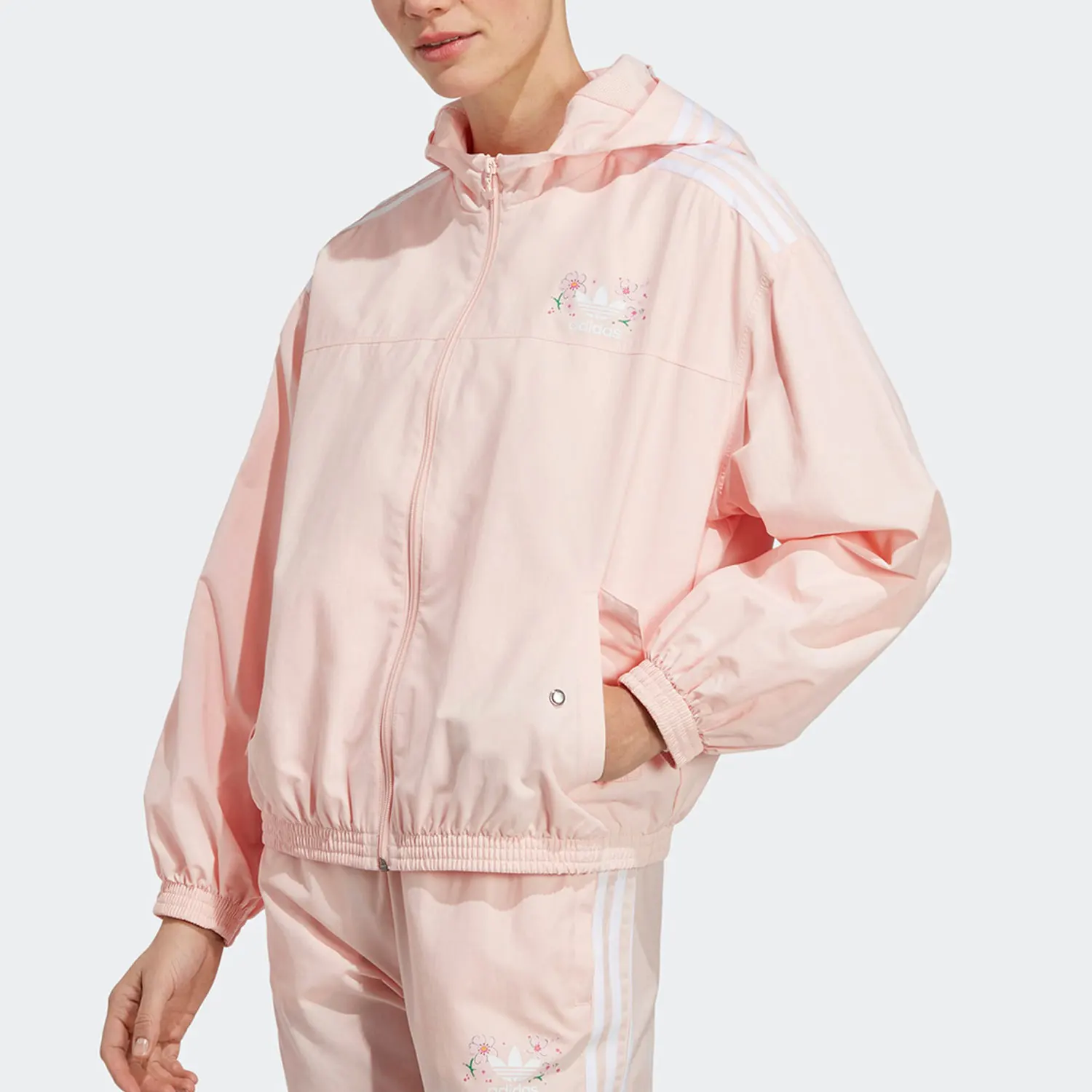 

Женская спортивная повседневная куртка с капюшоном Adidas Authentic Trefoil Spring IP3770