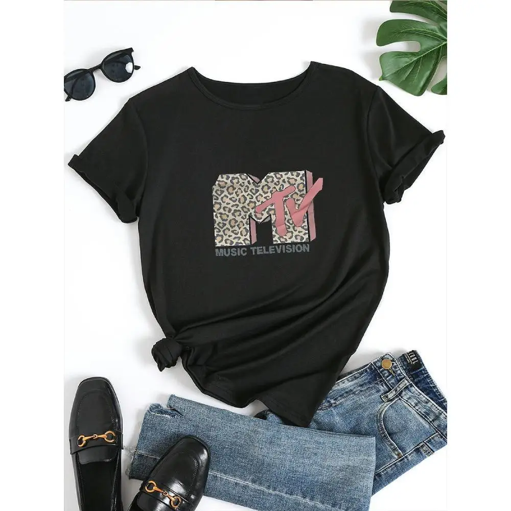 

Plus SizeWomen's MTV Logo Leopard Print T-Shirt - Soft Blend, Crew Neck, Short Sleeve, Regular Fit,Vibrant & Durable Graphic Tee