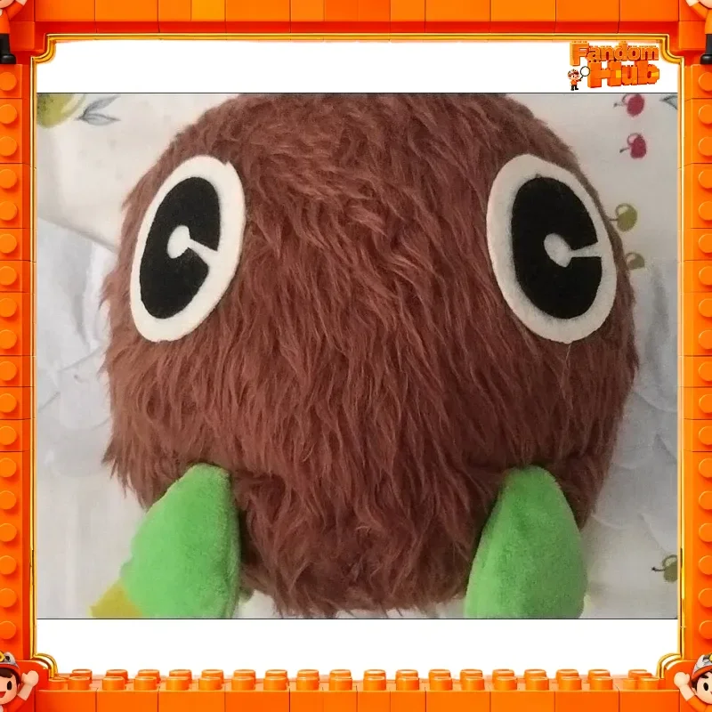 2026 35 cm Yu-Gi-Oh! Anime Peripheral Winged Kuriboh Kawaii Figur Gefülltes Plüschtier Yugi Muto Duel Monsters Aibo Spielzeug Geschenk