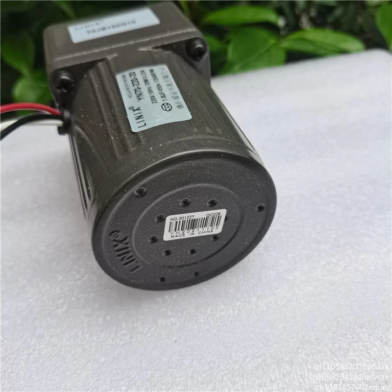 3 lines YN70 linix Gearbox adjustable speed Reversible motor A variety of reduction ratio optional YN70-25 220V