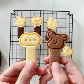 만화 동물 롤리팝 쿠키 몰드 토스트, 강아지 고양이 모양 비스킷 커터, 퐁당 케이크 스탬프, 스틱 포함, 어린이 아기 베이킹 도구