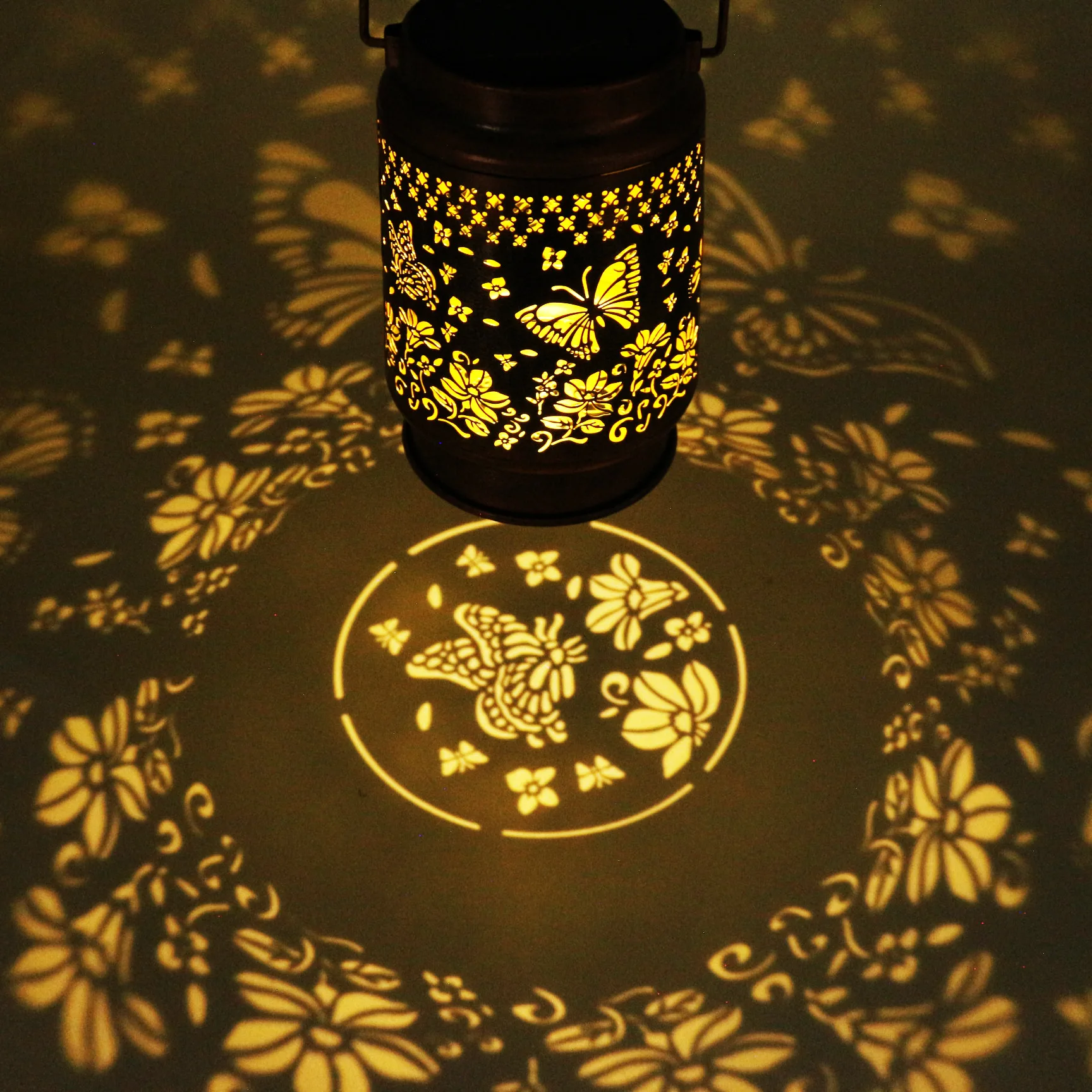 

Hummingbird Solar Lantern Hanging Yard Light LED Landscape Lamp Projector Light Outdoor Garden Decor Waterproof IP44
