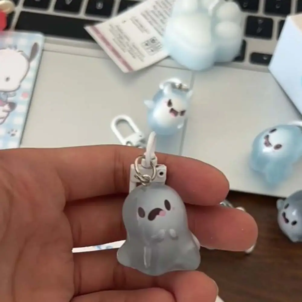 Cute Halloween Jelly Ghost Keychain Bag Pendant Jewelry Accessories Luminous Keychain Charms Car Keychains Resin Keychain Men