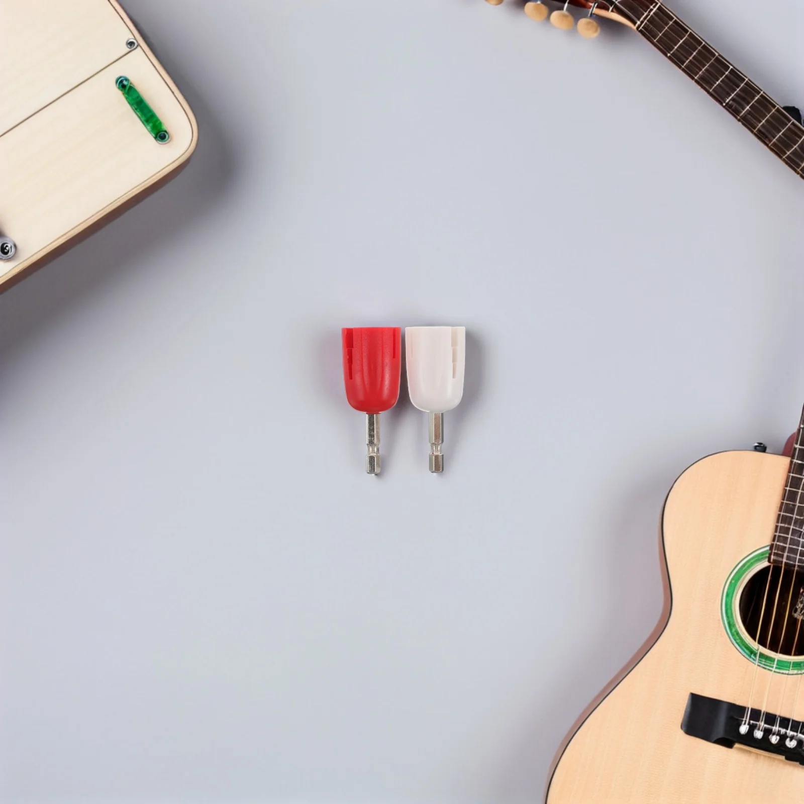

2Pcs Electric Guitar String Winder Plug Red White Metal Changing Tool for Ukulele Classical Acoustic Guitar