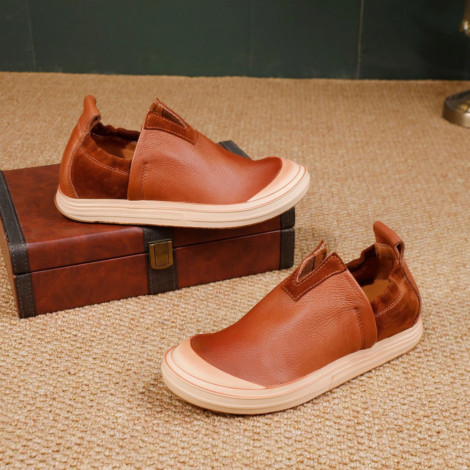 

Birkuir модные разноцветные женские туфли на плоской подошве без шнуровки на платформе с запятым носком, роскошные плиссированные повседневные туфли ручной работы из натуральной кожи