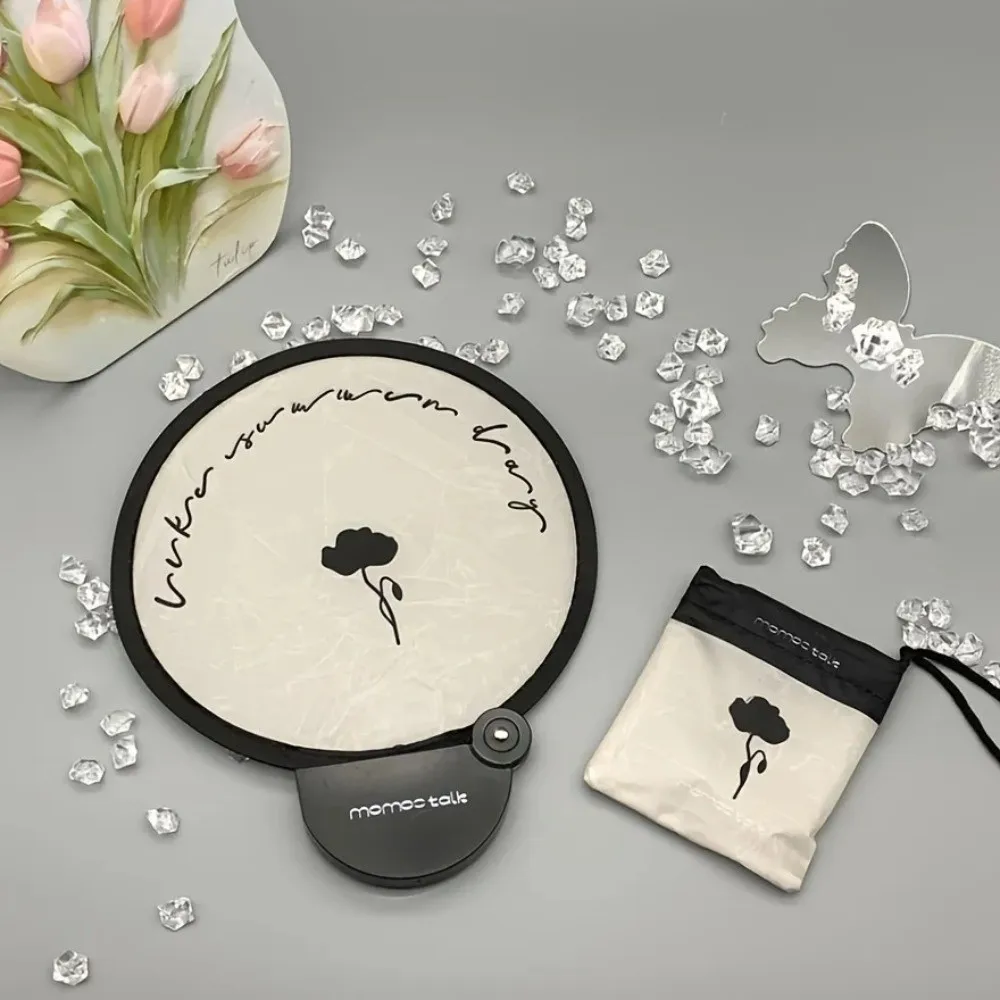 New with Storage Bag Portable Folding Fan Compact Design Vintage Style Round Fan Home Ornament Fans Outdoor Activities
