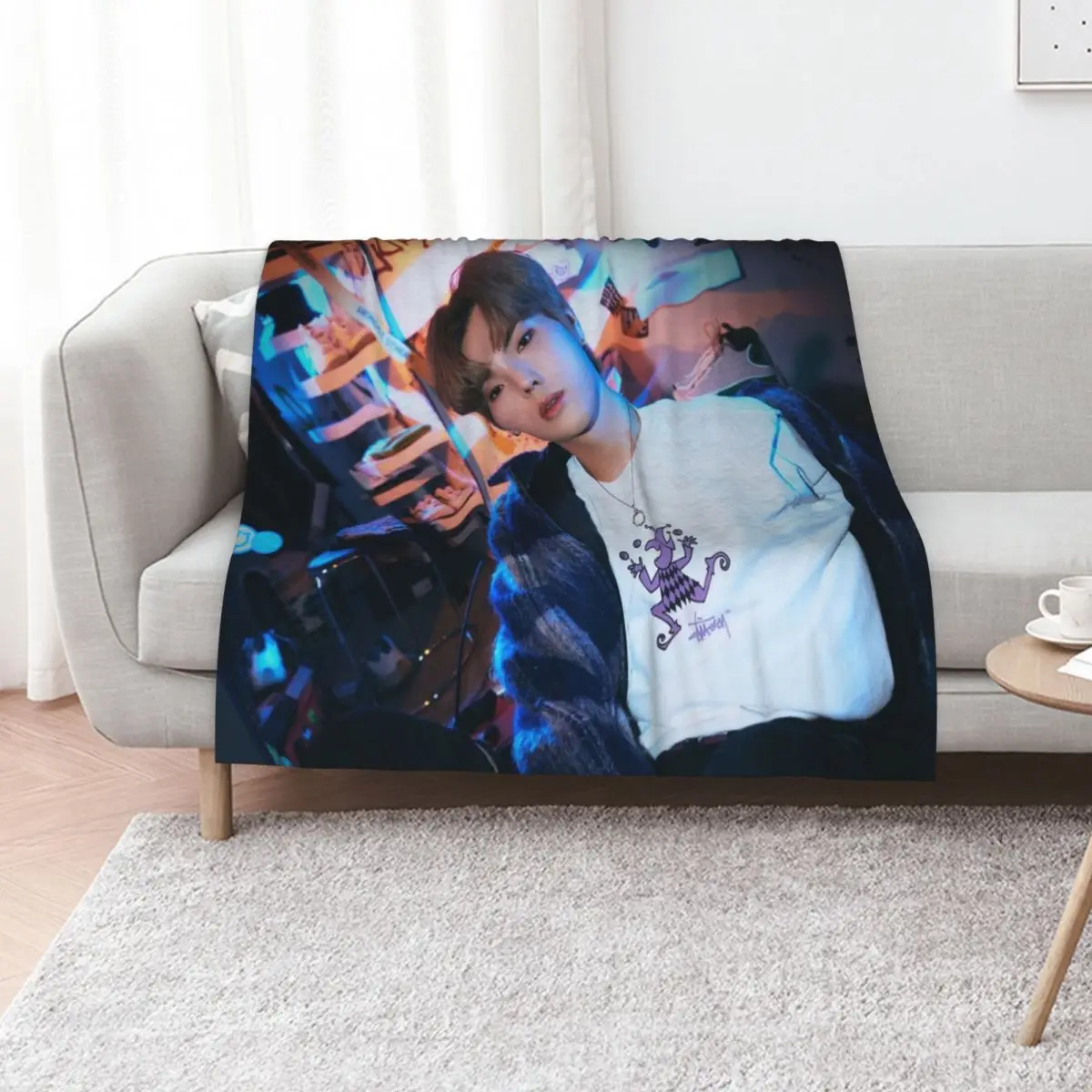 

Xdinary Heroes Jungsu Throw Blanket anime Luxury Designer Bed Fashionable Decorative Sofas Blankets